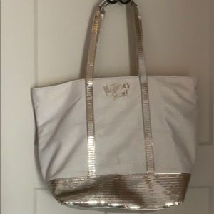 Victoria secret tote